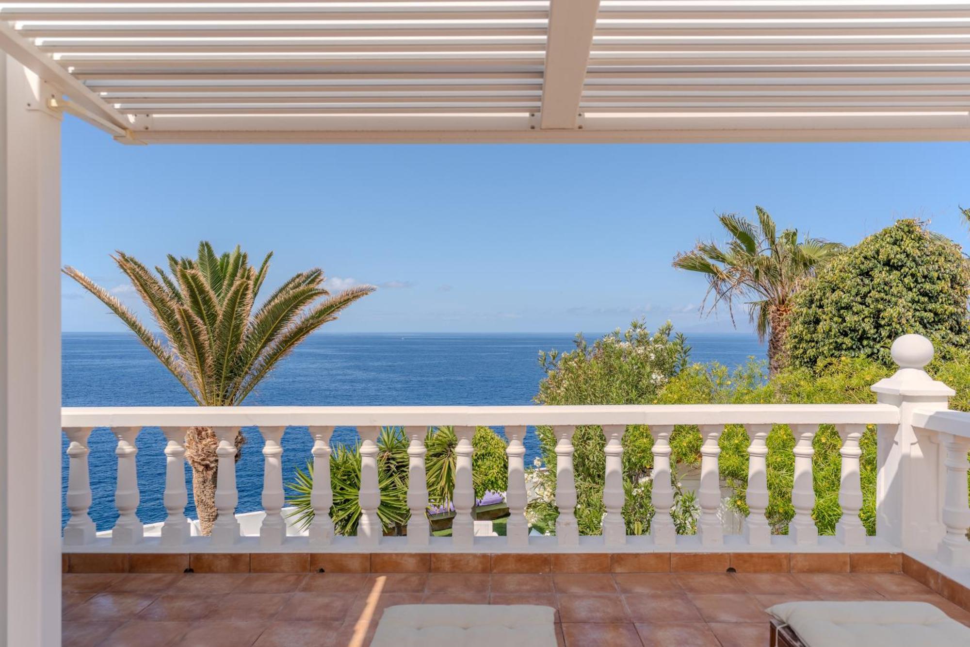 Villa Blanca カジャオ・サルバヘ エクステリア 写真