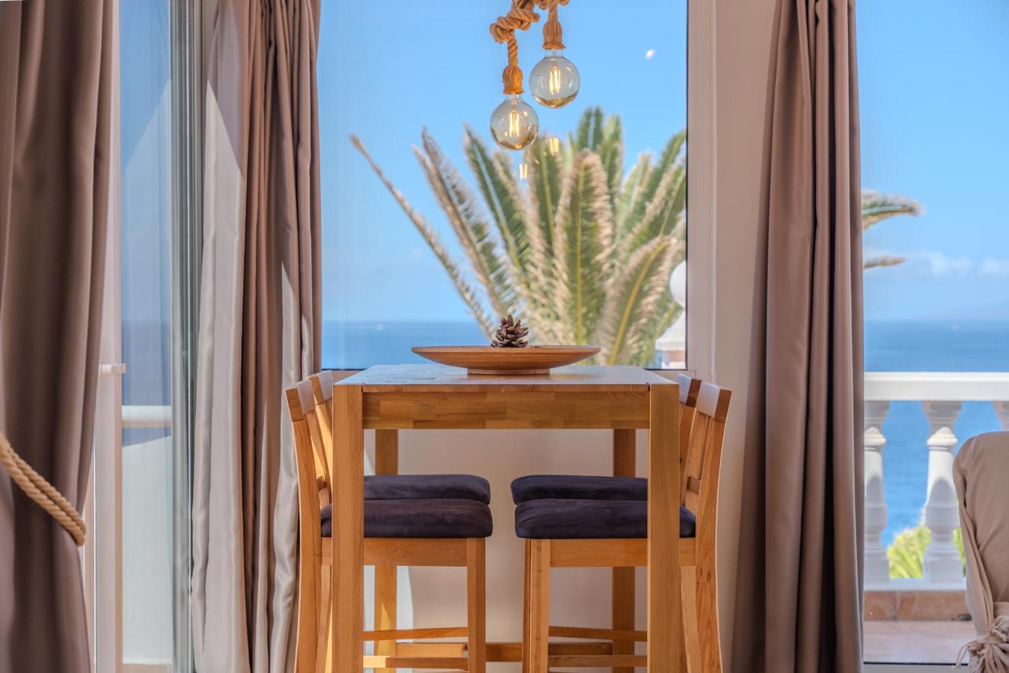 Villa Blanca カジャオ・サルバヘ エクステリア 写真